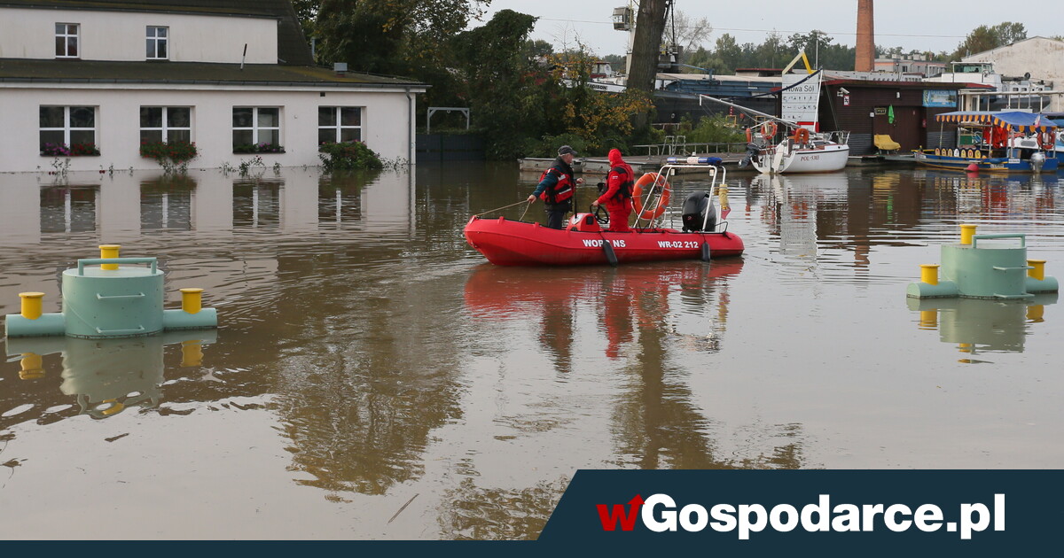 Tutaj zamieszkają powodzianie: 100 kontenerów