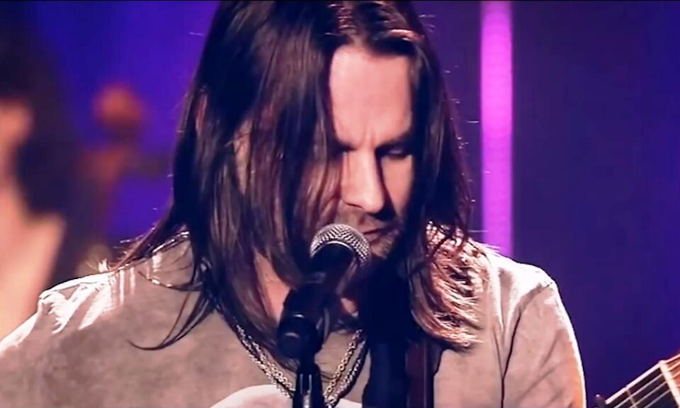 fot. screenshot z YouTube