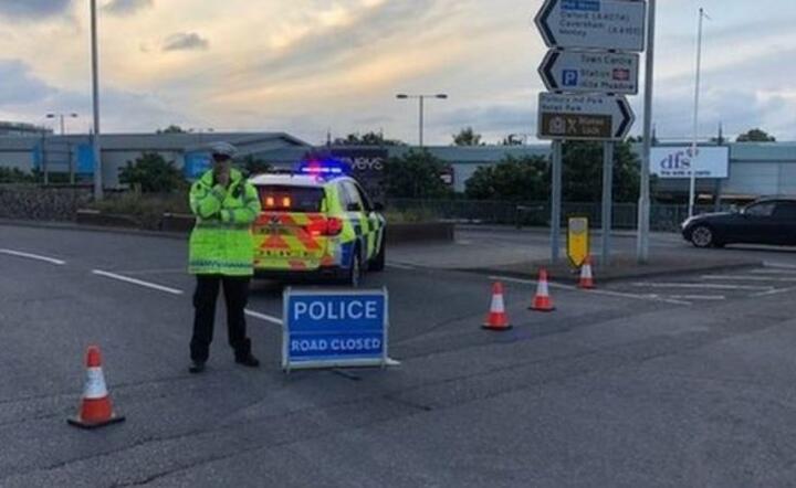 Trzy osoby zginęły w ataku nożownika w Reading w GB