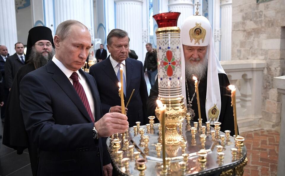 Wladimir Putin i patriarcha Cyryl w monasterze Zmartwychwstania Pańskiego, 2017 r. / autor: Kremlin.ru, CC BY 4.0 <https://creativecommons.org/licenses/by/4.0>, via Wikimedia Commons