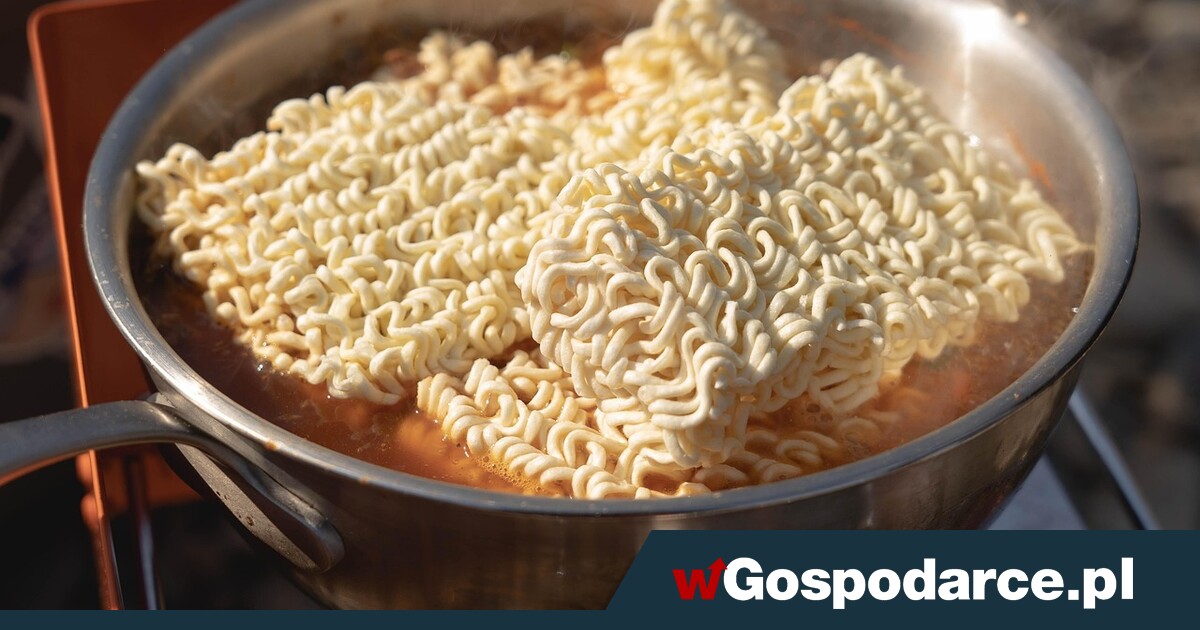 Dodaj to do “zupki chińskiej”! Stanie się wartościowa