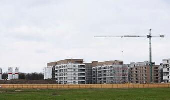 Przerost biurokracji blokuje budowę mieszkań