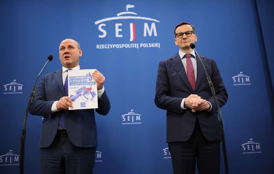 Rząd podsumował prezydencję. Morawiecki: Utracone szanse