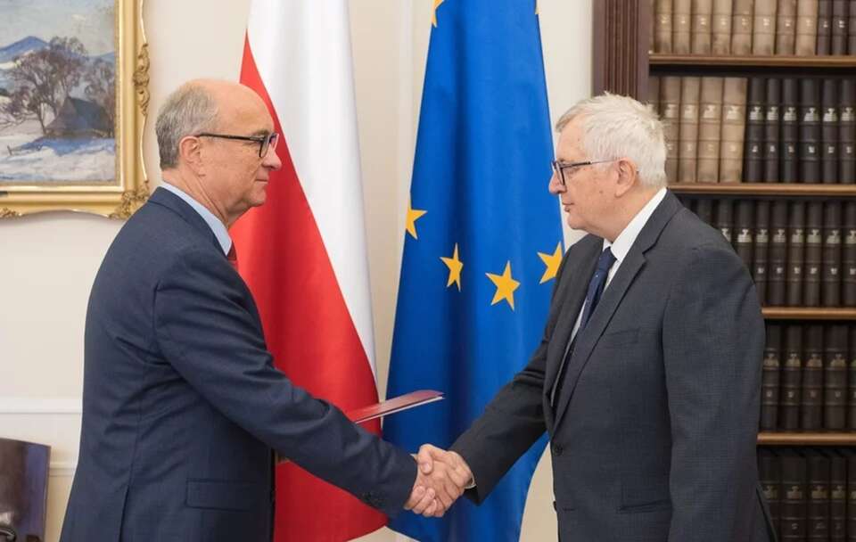 Marek Siwiec (na zdjęciu z Włodzimierzem Czarzastym) nie wystąpił o poświadczenie bezpieczeństwa NATO i UE / autor: Kancelaria Sejmu