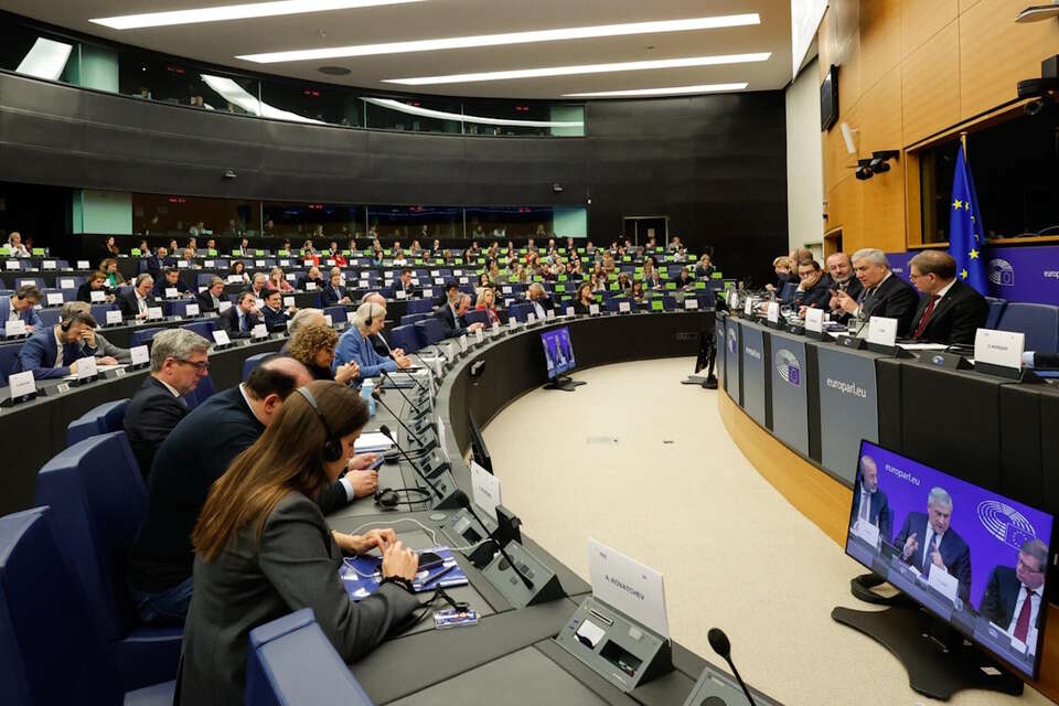 Na zdjęciu spotkanie EPP w Parlamencie Europejskim / autor: PAP/EPA