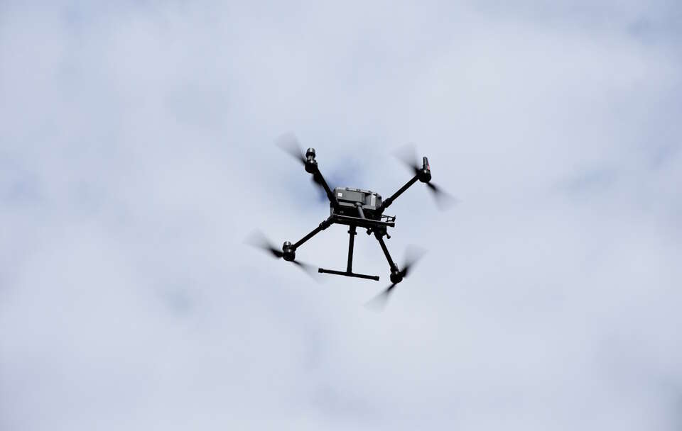 Dron / autor: Fratria