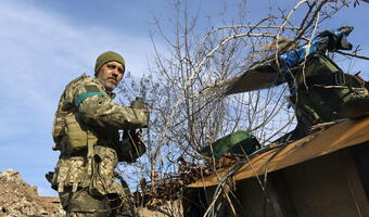 Ukraina: w Bachmucie wróg nadal atakuje
