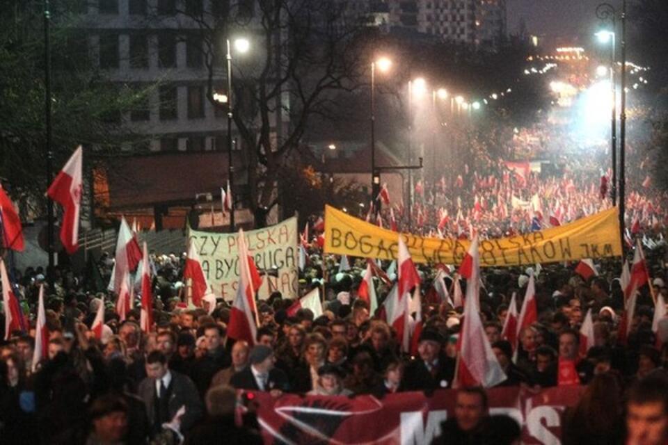 Media pokazały zadymiarski margines wspaniałego Marszu Niepodległości, a władza wykorzystała sprawę do zaostrzenia prawa o zgromadzeniach