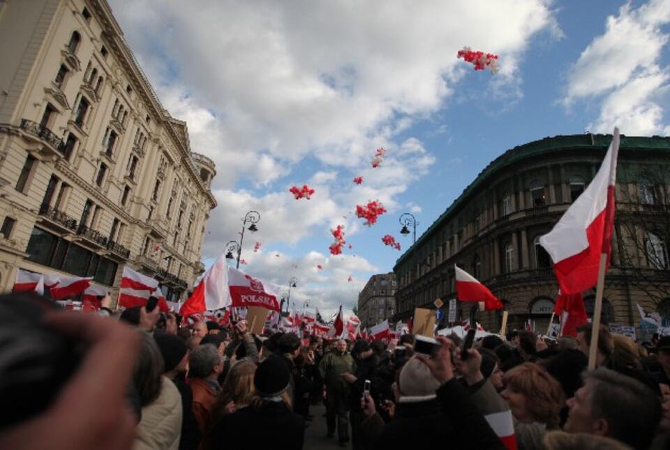 Rocznica 10 kwietnia, Krakowskie Przedmieście 