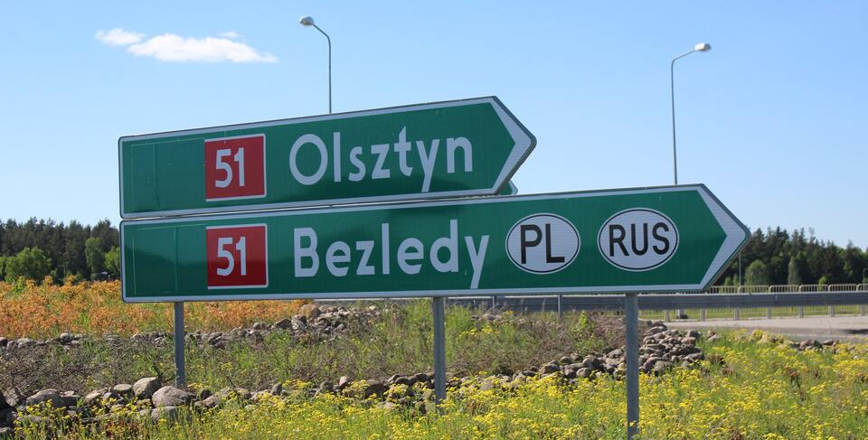 Signpost to the Polish-Russian border crossing / autor: wPolityce.pl