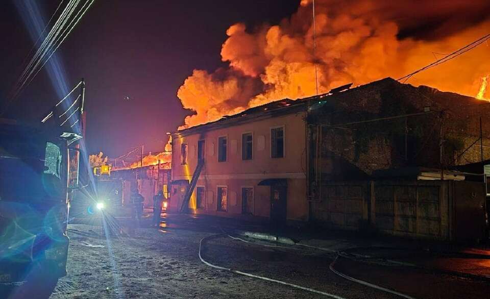 Nocne ataki Rosjan na Charków / autor: Facebook: synegubov.official