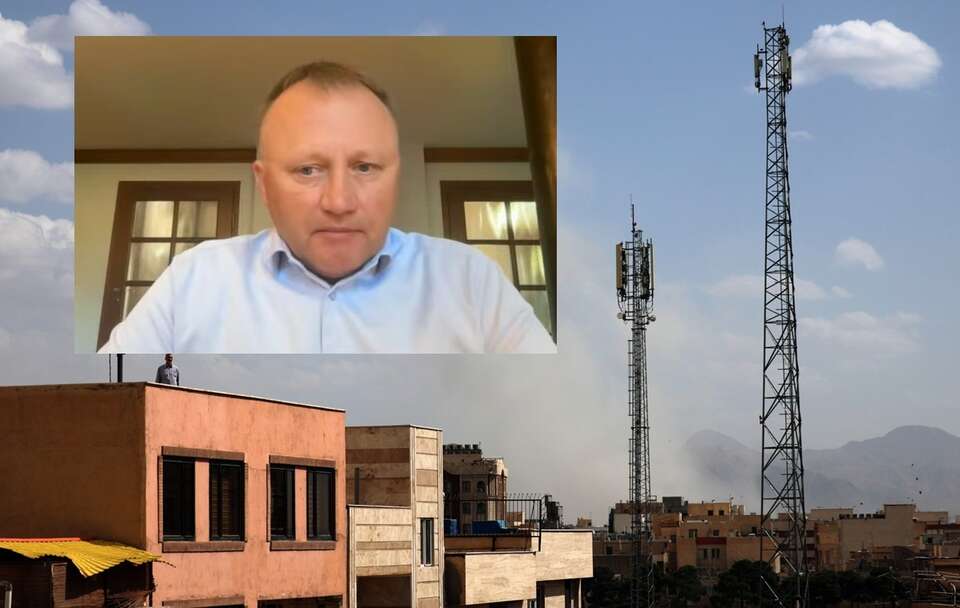 Marek Budzisz zabrał głos na temat ataku na Iran / autor: EPA/ABEDIN TAHERKENAREH Dostawca: PAP/EPA.