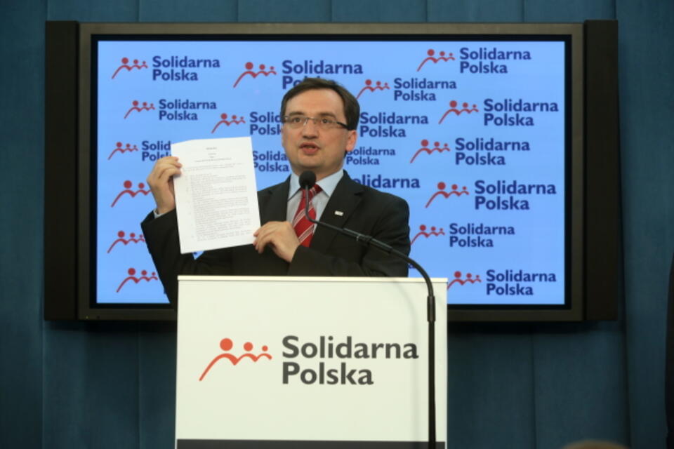 fot. PAP/Tomasz Gzell