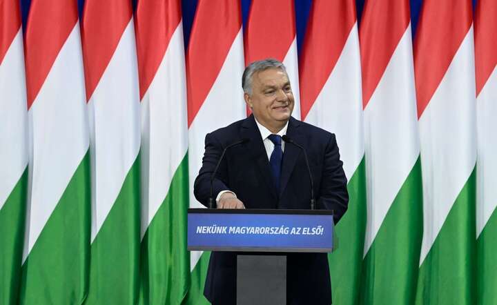 Viktor Orban / autor: PAP/EPA/SZILARD KOSZTICSAK