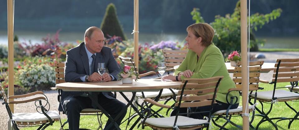 Władimir Putin, Angela Merkel / autor: PAP/EPA/ALEXEI DRUZHININ / SPUTNIK / KREMLIN POOL