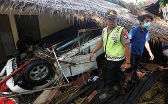 Indonezja : Ponad 280 ofiar śmiertelnych tsunami