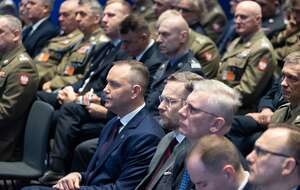 Prezydent Karol Nawrocki na odprawie  kierowniczej kadry MON i Sil Zbrojnych RP, luty 2026  / autor: Fratria