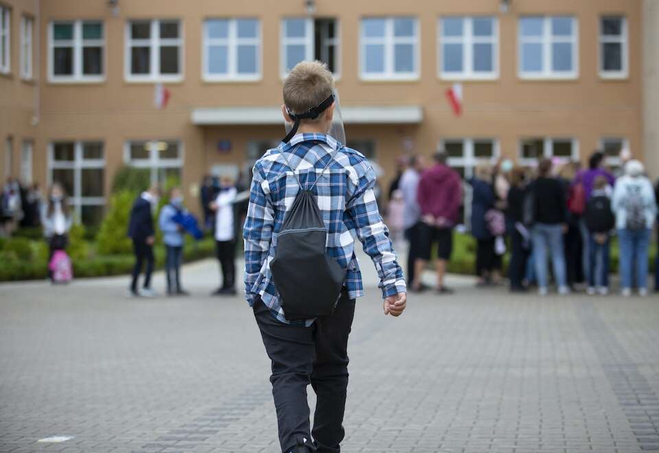 Zakaz wstępu dla instrukcji deprawacji