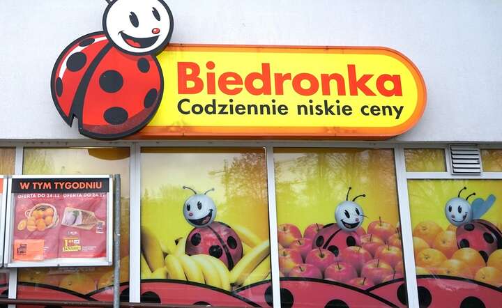 UOKiK:  sieć Biedronka umyślnie naruszyła zbiorowe interesów konsumentów / autor: Fratria / MK