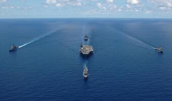 Trwa prężenie muskułów na linii Rosja - Ameryka