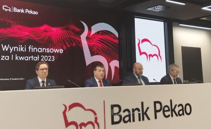 Konferencja wynikowa Banku Pekao/Od lewej Błażej Szczecki, Leszek Skiba, Paweł Strączyński i Ernest Pytlarczyk / autor: Fratria 