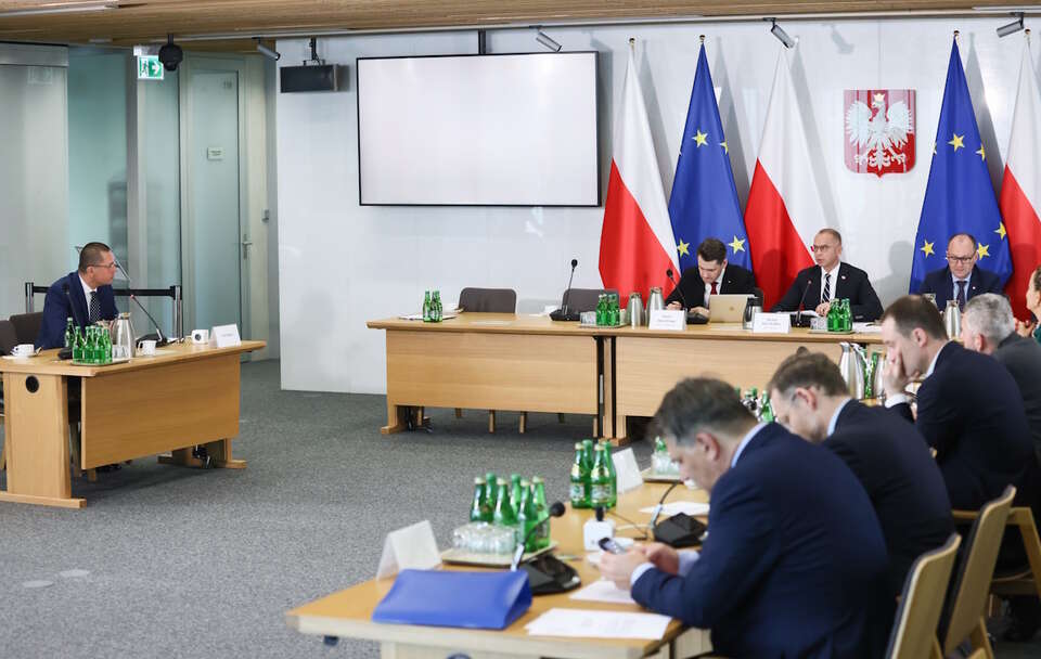 Posiedzenie komisji śledczej ds. wiz / autor: PAP/Leszek Szymański