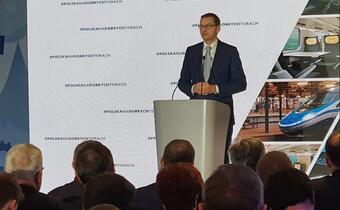 Premier: Trwa przebudowa polskich połączeń kolejowych