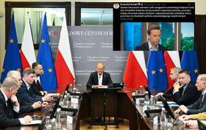 Odprawa z ministrami i przedstawicielami służb w Rządowym Centrum Bezpieczeństwa w Warszawie / autor: PAP/Radek Pietruszka/X-Krzysztof Bosak (screen)