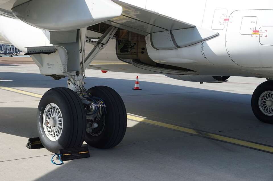 Zaradi napada Rusije na Ukrajino začasno zaprta letališči v Rzeszowu in Lublinu