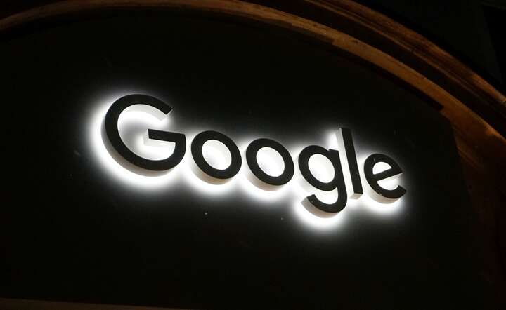 Google chce zainwestować w AI więcej niż wynoszą jej zasoby gotówki / autor: Fratria / MK