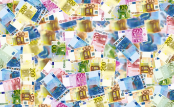 Eurobarometr: Europejczycy chcą kontroli wydatków na odbudowę