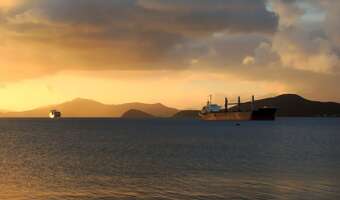 12 mln baryłek rosyjskiej ropy szuka klienta