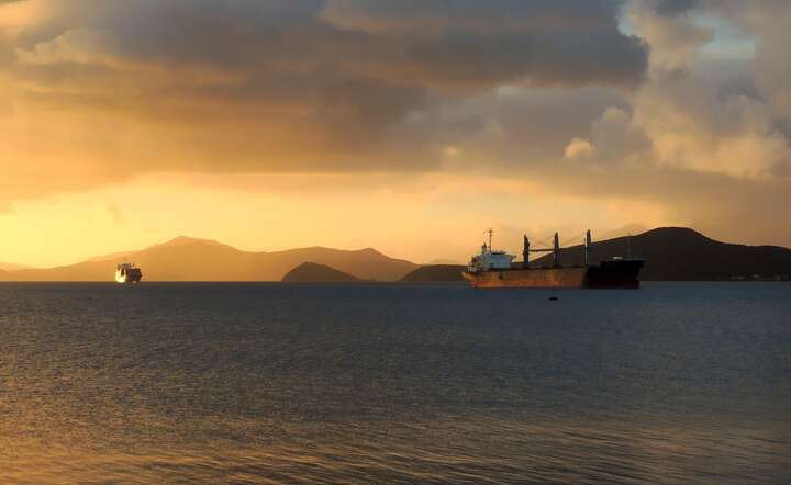 12 mln baryłek rosyjskiej ropy szuka klienta