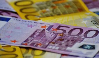 Euro zyskuje po debacie we Francji