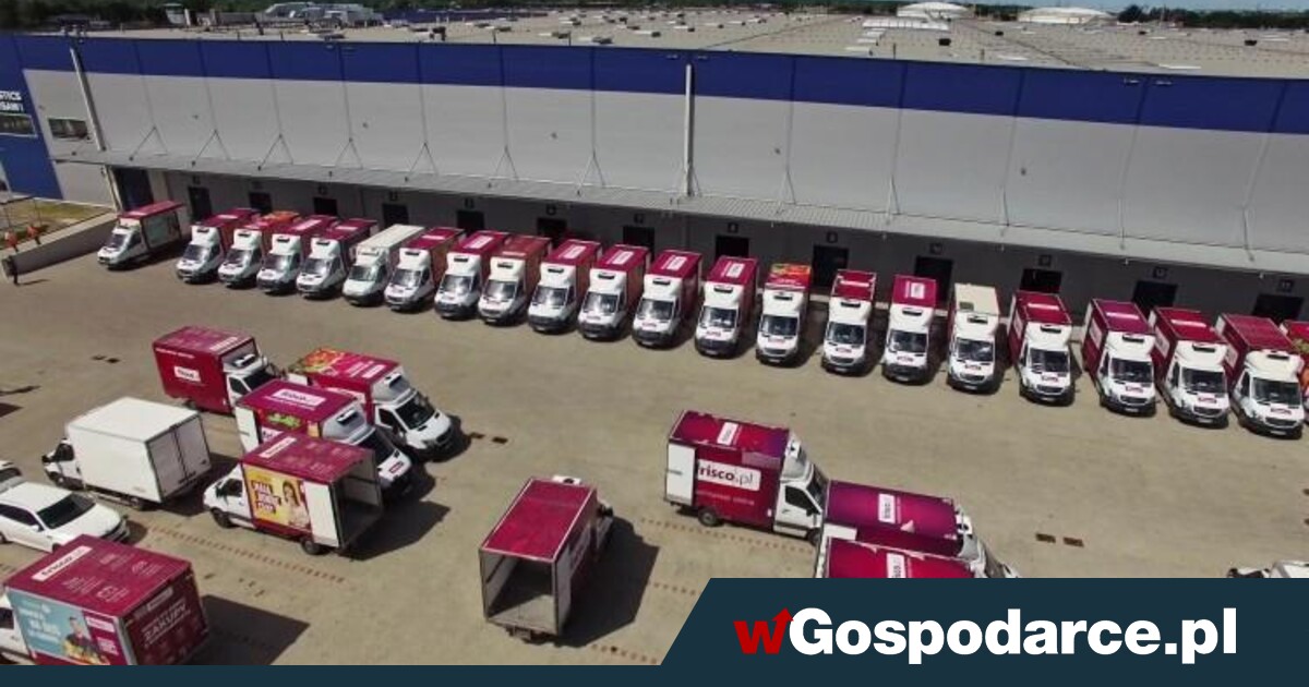 Na kłopoty... butelkomaty mobilne: kurierzy z e-sklepów