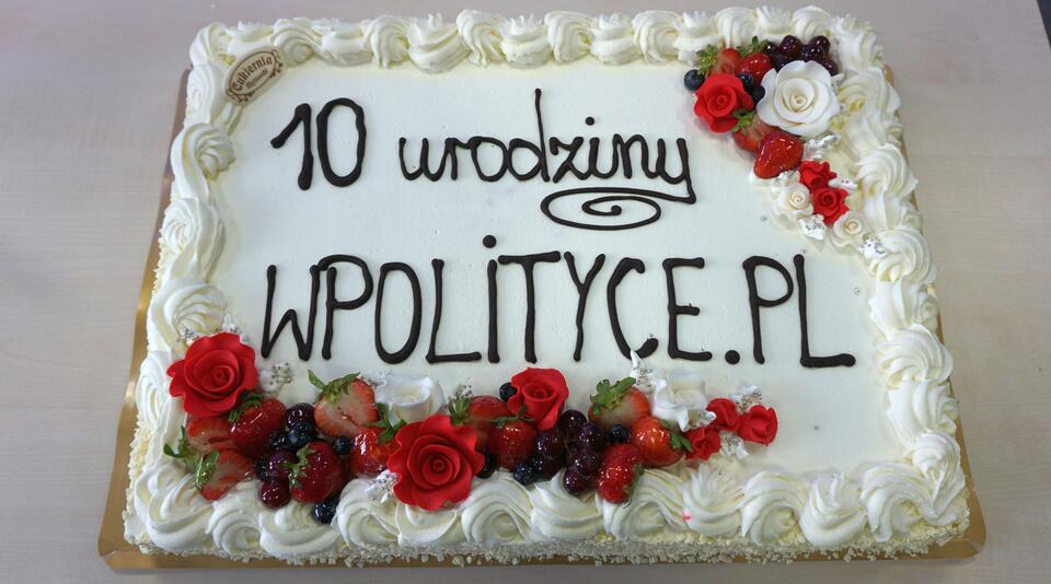 Urodzinowy tort naszej redakcji / autor: wPolityce.pl