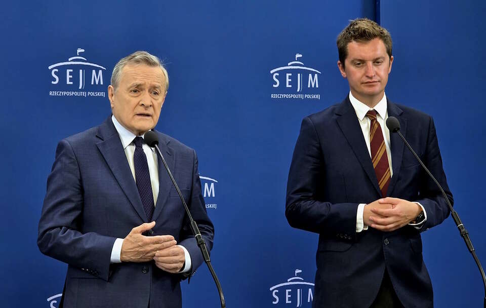 Piotr Gliński, Sebastian Kaleta / autor: X: @pisorgpl/https://x.com/pisorgpl/status/1945814867593818546/photo/1