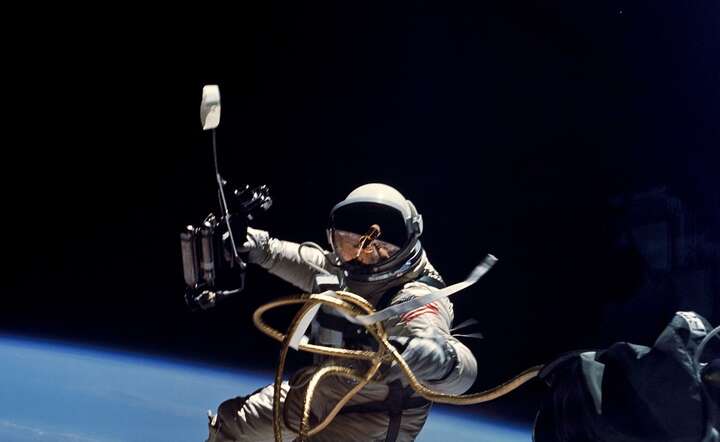 Kosmiczny problem: Astronauci uwięzieni na orbicie!