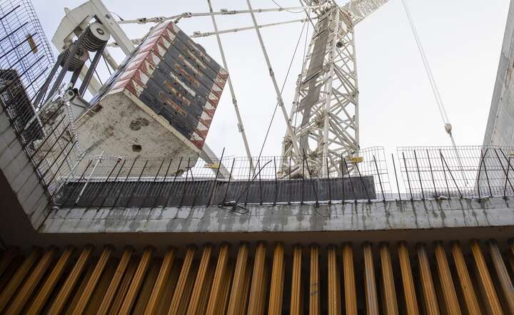 Polskie przedsiębiorstwa mogą wykonać nawet 40 proc. prac przy budowie pierwszej elektrowni atomowej. ZDJĘCIE ILUSTRACYJNE, NIE PRZEDSTAWIA BUDOWY EJ / autor: Fratria / MK