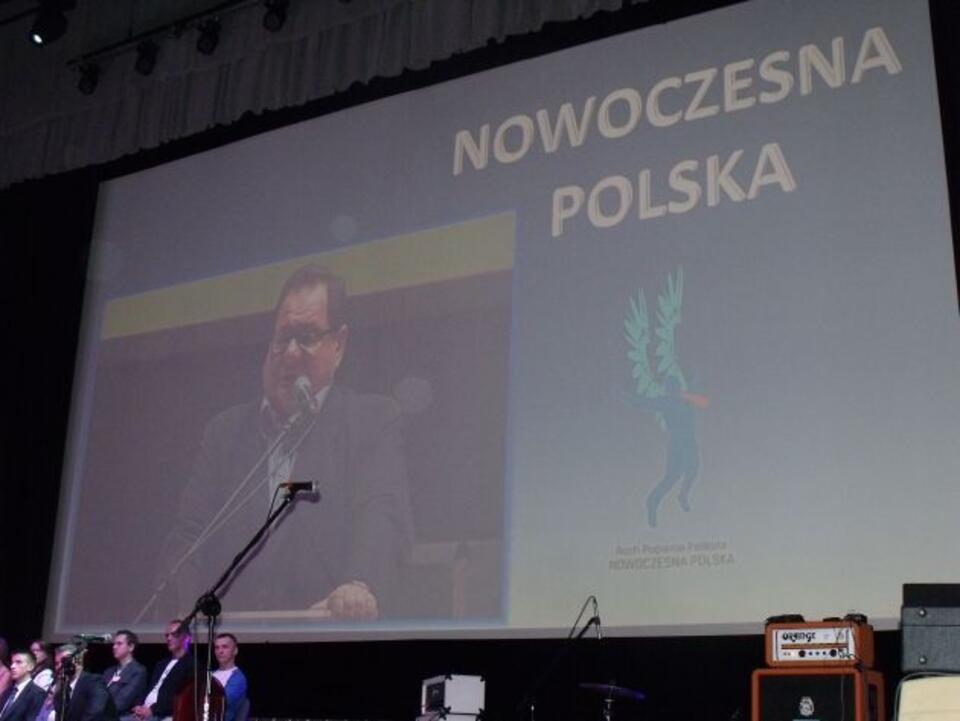 LOGO NOWEGO RUCHU MANUELA GRETKOWSKA OKREŚLIŁA JAKO SKANDALICZNE, BO JEST "PENISOWATE". RYSZARD KALISZ NIE SKOMENTOWAŁ TEGO ZARZUTU fot. wPolityce.pl, kam