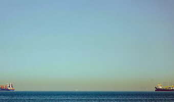 Już 200 tankowców z ropą i gazem LNG zablokowanych