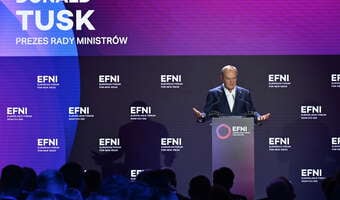 "Zielony" Tusk kusi: wiatraki mogą zastąpić atom