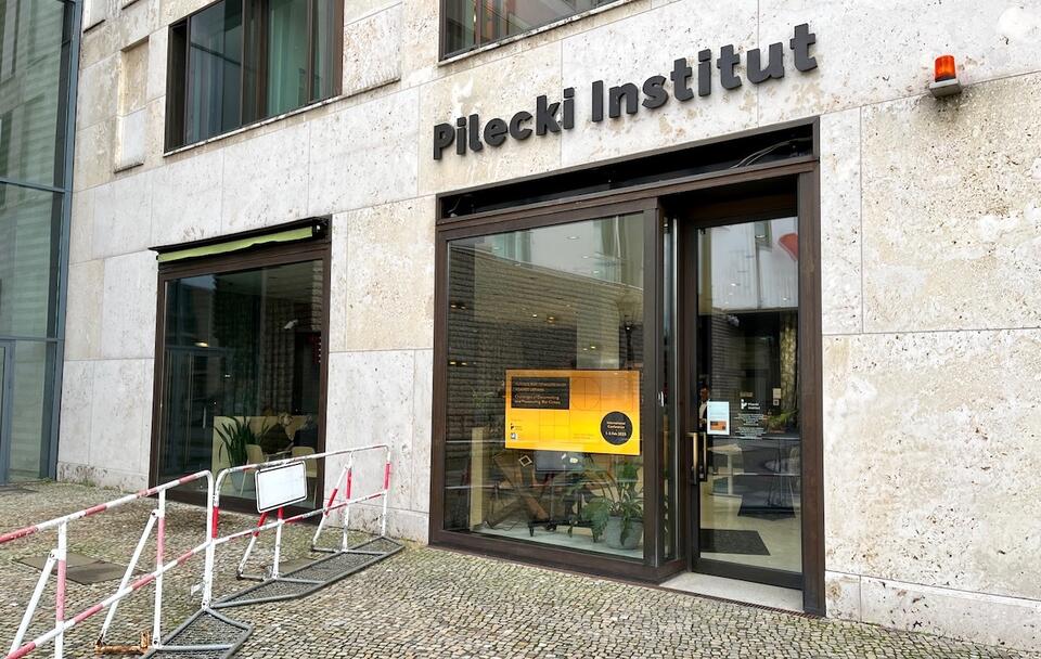 Instytut Pileckiego w Berlinie mieści się przy Pariser Platz,  tuż przy Bramie Brandenburskiej / autor: M. Czutko/Fratria