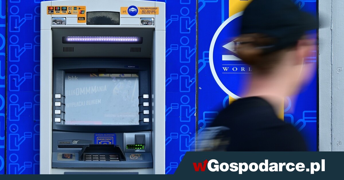 Wojna w bankomatach, a klient cierpi