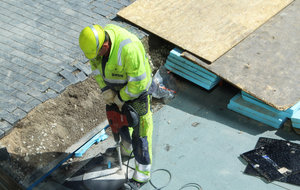 Robotnik na budowie / autor: Fratria