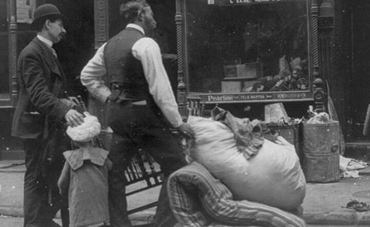 Eksmisja w Nowym Jorku, ok. 1910 r., Fot. ze zbiorów Biblioteki Kongresu Stanów Zjednoczonych/Wikipedia