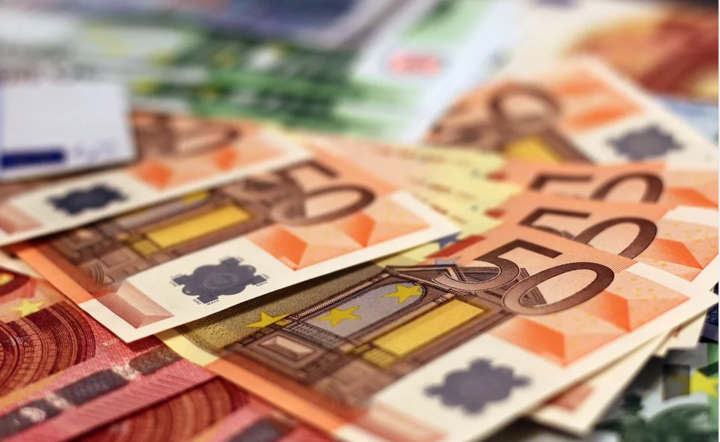 Strefa euro obniża zadłużenie / autor: PIxabay