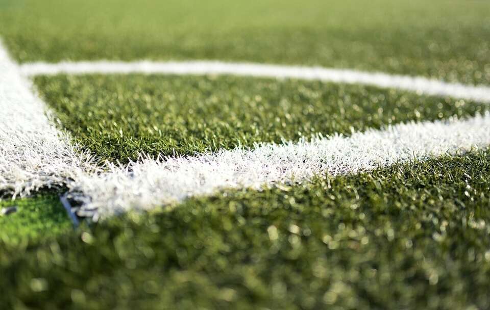 Ile dotychczas zarobiły polskie kluby piłkarskie? / autor: Pixabay/congerdesign