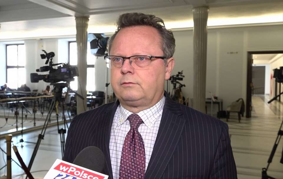 Шейна ходит в СМИ без часов? «У меня таких не было...»