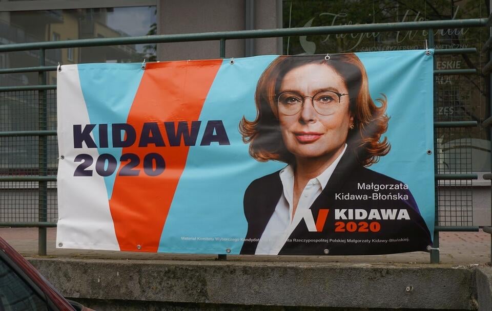 Plakat wyborczy M.Kidawy-Błońskiej z 2020 roku / autor: Fratria